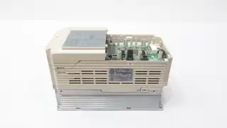 YASKAWA CIMR-AU4A0009FAA AC VFD DRIVE 5HP 0-480V-AC 0-400HZ 380-480V-AC