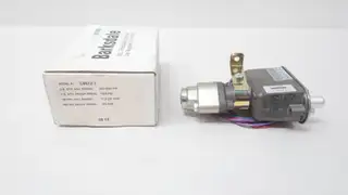 BARKSDALE C9612-3 SEALED PISTON PRESSURE SWITCH 250-3000PSI 0.25IN
