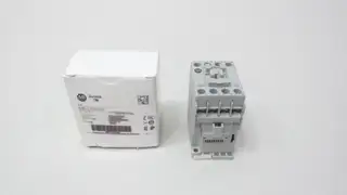 ALLEN BRADLEY 100-C09D10 SER A AC CONTACTOR 120V-AC 25A AMP 5HP