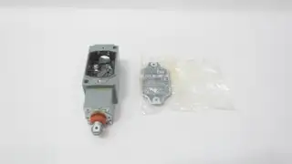 ALLEN BRADLEY 802R-DC LIMIT SWITCH
