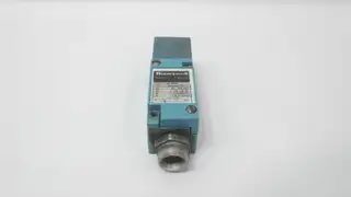 HONEYWELL 923H26Q-A7T-L LIMIT SWITCH 20-250V-AC
