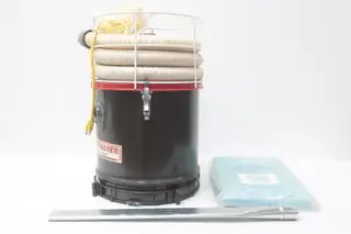 MASTERCRAFT 652-M SOOTMASTER INDUSTRIAL VACUUM