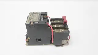 SQUARE D 8536 SBG2 FULL VOLTAGE STARTER 120V-AC 5HP SIZE 0