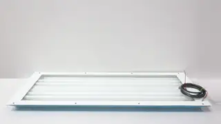 GFS LAR12-4 FLUORESCENT LIGHT FIXTURE 32W 120V-AC