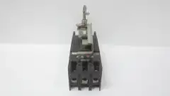 GENERAL ELECTRIC GE TFJ236200 MOLDED CASE CIRCUIT BREAKER 250V-DC 3P 200A AMP