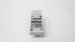 ALLEN BRADLEY 802PR-LABA2 SER C LIMIT-SWITCH-STYLE PROXIMITY SWITCH