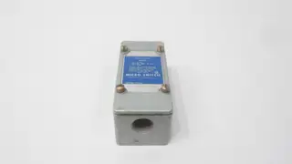 MICRO SWITCH 151ML10 ENCLOSED LIMIT SWITCH 600V-AC
