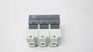 ALLEN BRADLEY 1492-FB3J60-L FUSE HOLDER 600V-AC 3P 60A AMP