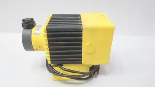 LMI C711-468SI SOLENOID-DRIVEN CHEMICAL METERING PUMP 2.50GPH 150PSI 120V-AC