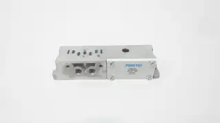 FESTO VABS-S4-2S-G18-B-R3 PNEUMATIC SUB-BASE 3/8IN NPT