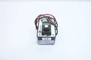 OMEGA CL-303 PORTABLE CURRENT SIMULATOR