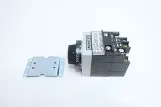 AGASTAT 7012BDLL TIME DELAY RELAY 240V-AC 5-50SEC