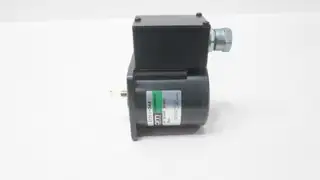 ORIENTAL MOTOR E1311-344 AC MOTOR 25W 3PH 380-440V-AC