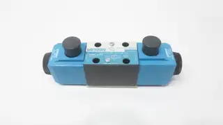 VICKERS DG4V-3-2N-M-U-B6-60 HYDRAULIC SOLENOID VALVE 5000PSI 120V-AC