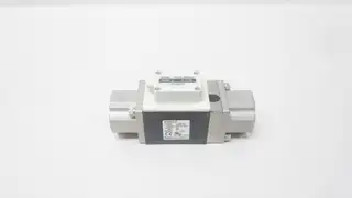 SMC PF3W511-06-1T DIGITAL FLOW SWITCH 10-100L/MIN 12-24V-DC 3/4IN NPT