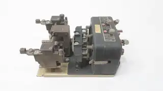 CANADIAN CONTROLLERS BUL.6000 TYPE CY2 AC CONTACTOR 25HP 45A