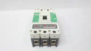 CUTLER-HAMMER KI400 MOLDED CASE CIRCUIT BREAKER 400A AMP 3P