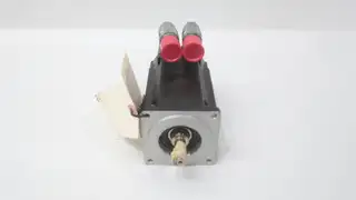 KOLLMORGEN AKM42E-EKCNR-00 SERVO MOTOR 1.14KW 4000RPM 3.42NM 640V-DC 3PH
