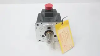 MITSUBISHI HC-SF102BK SERVO MOTOR 123V-AC 2000RPM 1KW 24MM