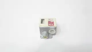 TOYO-OKI AW-2T2-02-N3 PRESSURE SWITCH 50V-DC 0.1-0.8MPA 1/4IN NPT