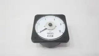 EATON 007-05FA-MTMT-C7-SM ANALOG SWITCHBOARD AC AMMETER 0-10A AC