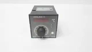 JUMO 89054618 TEMPERATURE CONTROLLER 0-400C