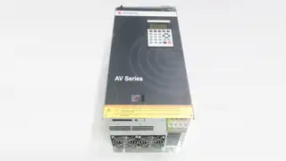 SPINDEL AV-2V038A-1100 DRIVE 11KW 100-240V-AC 0-240V-AC 0-6000HZ