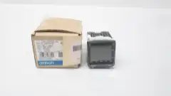 OMRON E5CC-QQ3D5M-000 DIGITAL PID TEMPERATURE CONTROLLER 24V-AC/DC