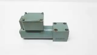 DAIKIN DS0M4-3G01-4C-T HYDRAULIC SOLENOID VALVE