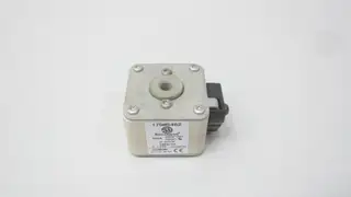 COOPER BUSSMANN 170M5462 SQUARE BODY FUSE 630A AMP 690V-AC