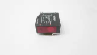 BANNER LE550DQ L-GAGE LE550 LASER DISPLACEMENT SENSOR 12-30V-DC