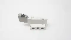 SMC SY7140-5DZ-02 PNEUMATIC SOLENOID VALVE 24V-DC 0.7PSI 1/4IN NPT