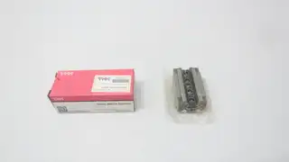 THK HSR15R1SS(GK) LINEAR BEARING GUIDE BLOCK 15MM