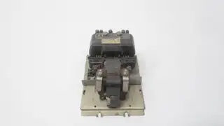 CANADIAN CONTROLLERS BUL 6000 TYPE CY1 AC CONTACTOR 10HP 30A AMP