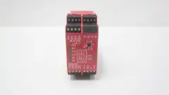 ALLEN BRADLEY 440R-M23086 GUARDMASTER SAFETY RELAY 115V-AC