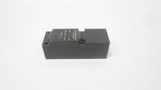 SCHMERSAL BNS 333-01YV-M20 SAFETY SWITCH 24V-DC