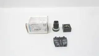 SIEMENS 3SB3 201-0AA51 BLUE PUSHBUTTON 400V-AC