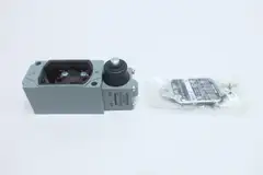 ALLEN BRADLEY 802T-C OILTIGHT LIMIT SWITCH 120-600V-AC
