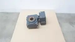 HUB CITY 0230-37366 4505 UR RIGHT ANGLE WORM GEAR SPEED REDUCER 143TC 250:1