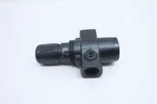 IMI NORGREN R17-800-RGLA PNEUMATIC REGULATOR 300PSI 0-125PSI 1IN NPT