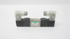 CKD 4KB129-00-LS PNEUMATIC SOLENOID VALVE 110V-AC 0.15-0.7MPA