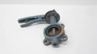 DEZURIK 9335277R002 MANUAL IRON FLANGED BUTTERFLY VALVE 2-1/2IN