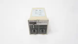 OMRON E3C-C PHOTOELECTRIC SWITCH AMPLIFIER 100-240V-AC
