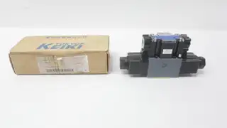 TOKYO KEIKI DG4V-3-2C-P7-B-100 HYDRAULIC DIRECTIONAL CONTROL VALVE 110V-AC