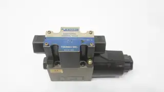TOKIMEC DG4V-3-2AL-M-P7-H-7-52 HYDRAULIC DIRECTIONAL CONTROL VALVE 24V-DC