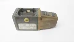 VICKERS VPA8432A HYDRAULIC DIRECTIONAL CONTROL VALVE 100V-AC