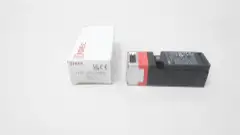 IDEC HS5D-03 SAFETY INTERLOCK SWITCH