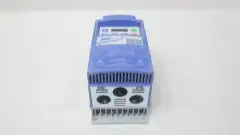 LENZE ESV371N04TXB AC VFD DRIVE 1/2HP 400/480V-AC 0-500HZ 0-400V-AC 460V-AC