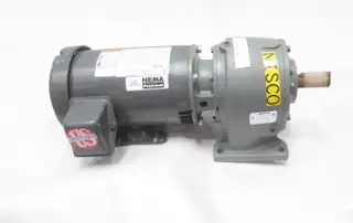 IPTS HQD-B FD07 GEARMOTOR 208-230/460V-AC 1HP 30.68RPM 3PH