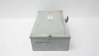 ITE 3R NFR323 NON-FUSIBLE DISCONNECT SWITCH ENCLOSURE 100A 240V-AC 250V-DC 3P